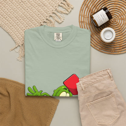 Funny Pickle Smash T‑Shirt — Cartoon Pickle with Mallet Graphic