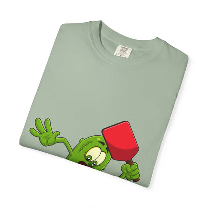 Funny Pickle Smash T‑Shirt — Cartoon Pickle with Mallet Graphic